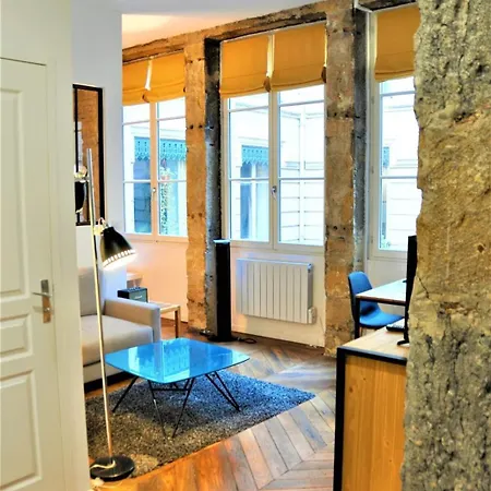 Le Bleu Hypercentre Presque Ile Apartment *